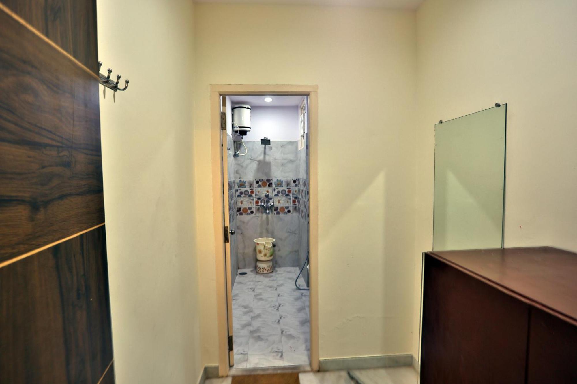 Aravali Homestay With Rooftop Jacuzzi *